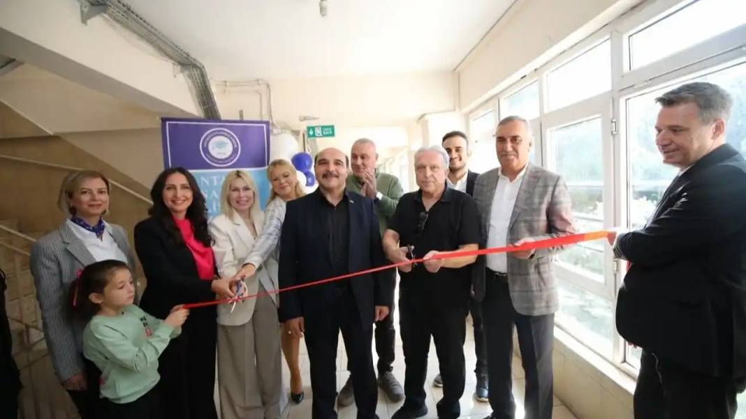 Antalya Anadolu Lisesi'nde Büyük Dönüşüm: Eğitim Devrimi Yapıldı! 8